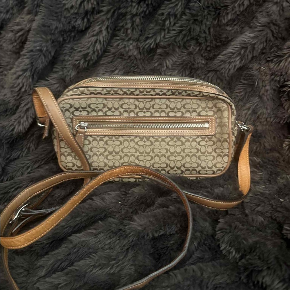 90s Vintage Coach Signature Tan and Brown Small Crossbody Camera Bag